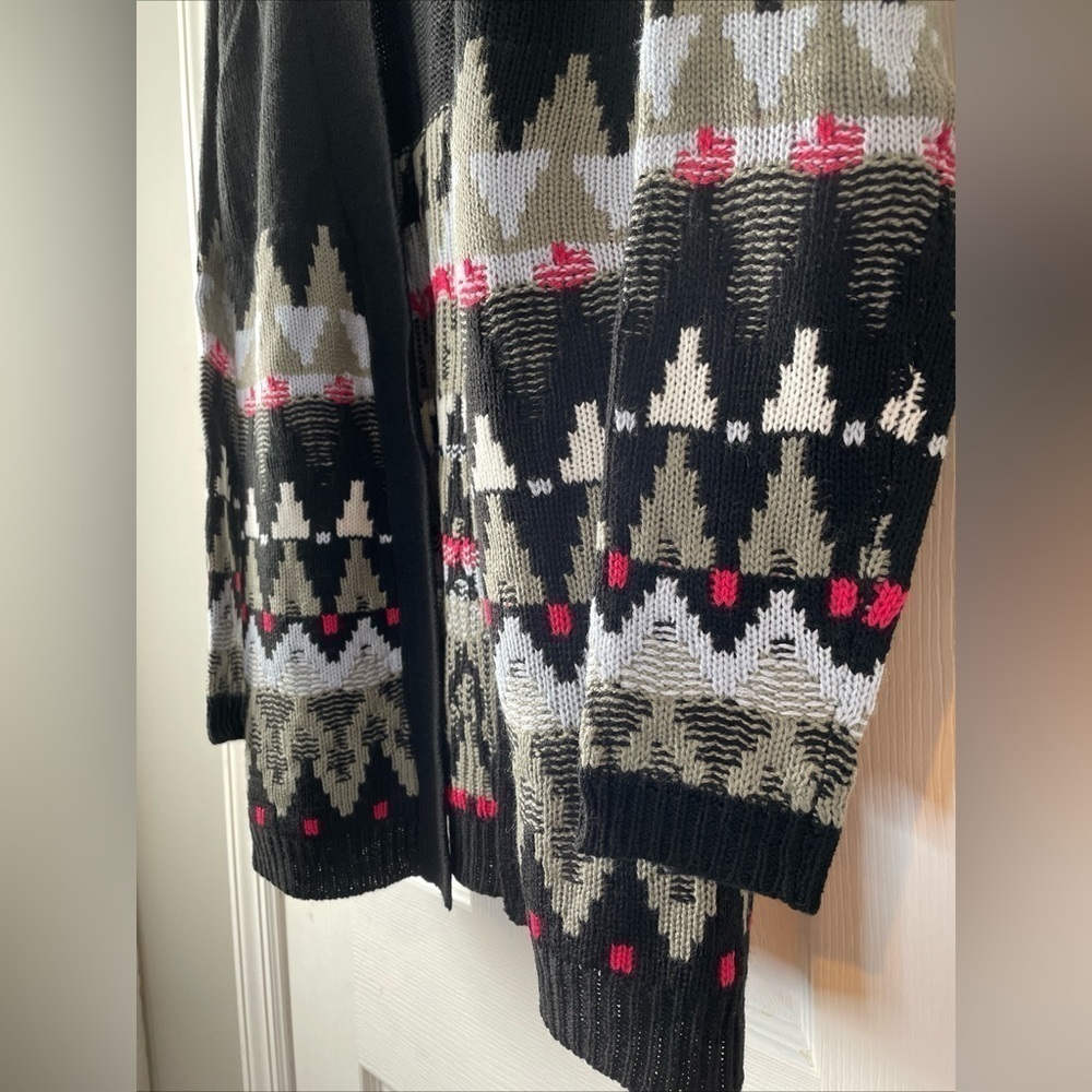 New Charlotte Russe M Black Open Cardigan Geometric Midi Sweater Librariancore‎ - Picture 4 of 15